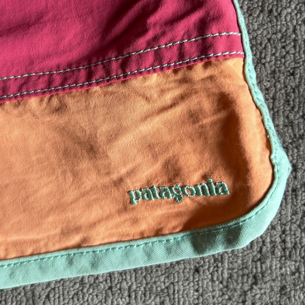 Girls Patagonia and Columbia Shorts 3T/5T - Picture 3 of 16